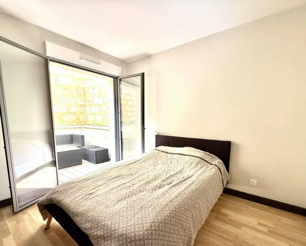 chambre parentale t4 bordeaux