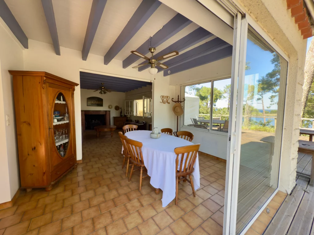 3-Vue pièce de vie-Villa première ligne Lac de Biscarrosse_3