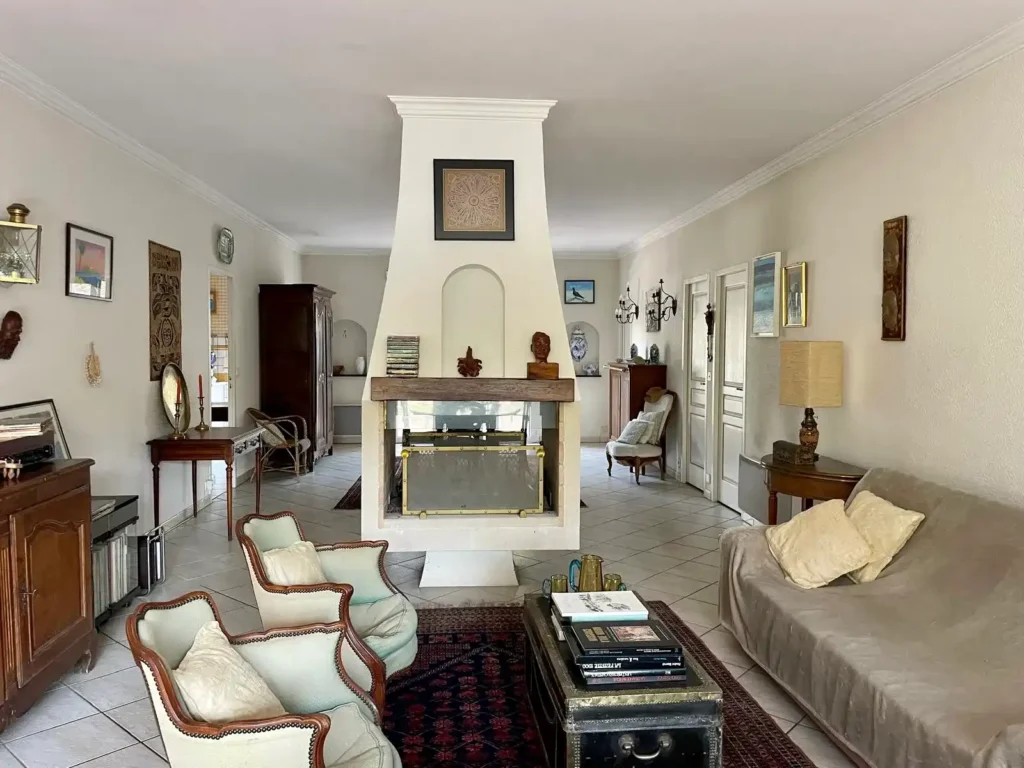 salon villa familiale t6