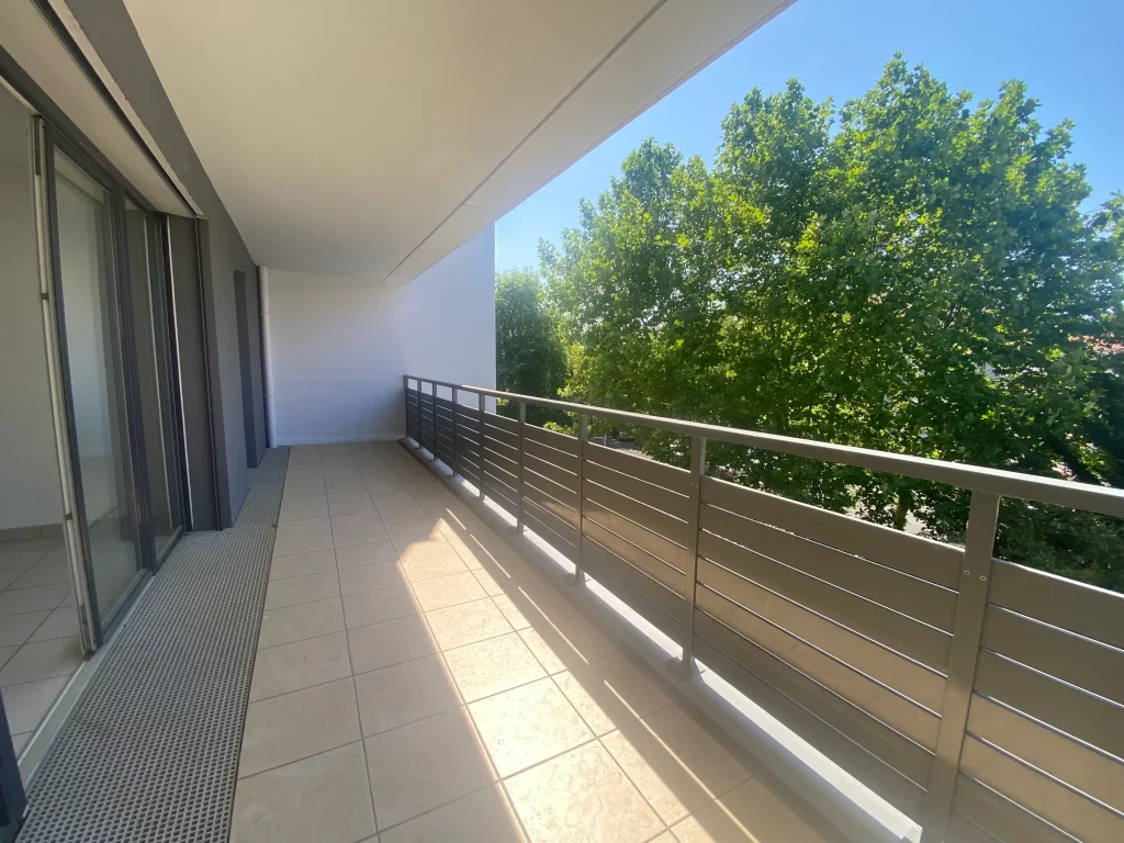 2-T3 La Teste-de-Buch Hypercentre-Balcon_2_11zon_1_11zon