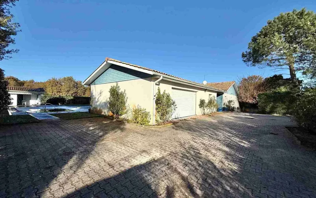 6-Extérieur entrée-Villa Gujan-Mestras_6_6