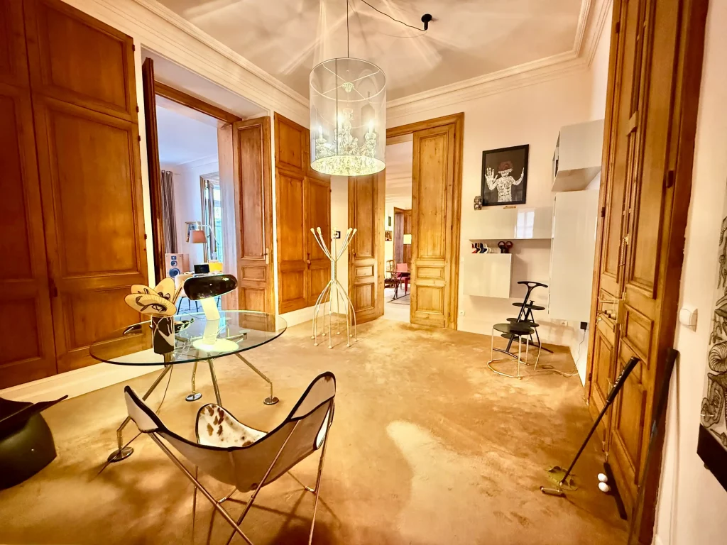 1-Entrée-T6 Bordeaux Hypercentre_1_1