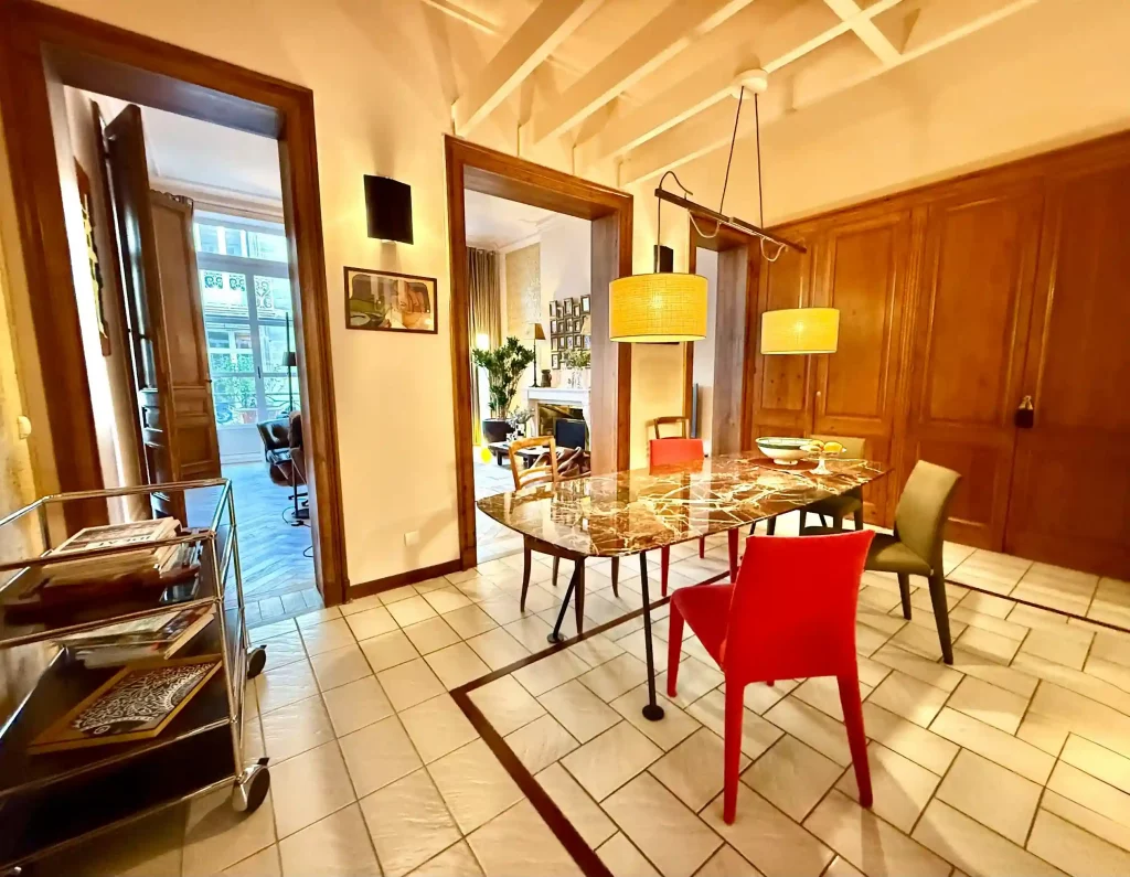 6-Salle à manger-T6 Bordeaux Hypercentre (1) (1)