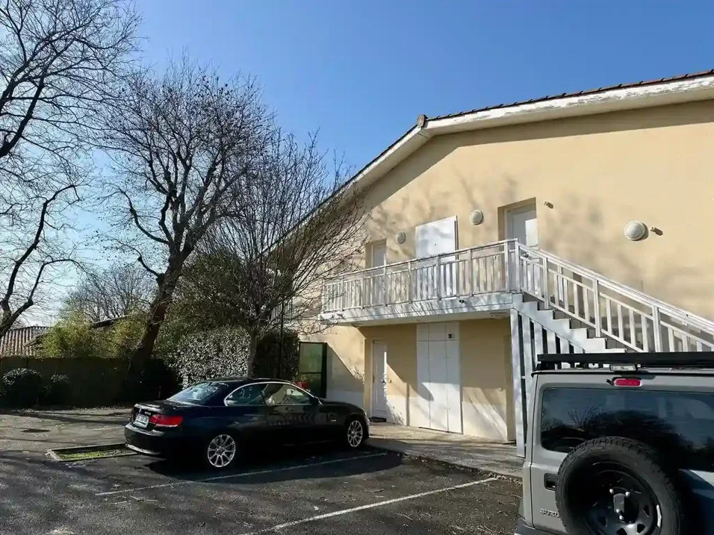 entrée extérieur appartement 2 pièce la teste de buch