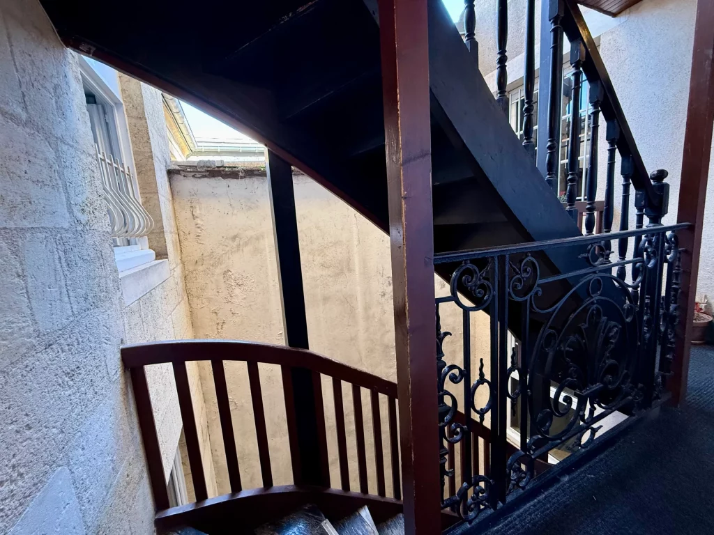 extérieur appartement t2 bordeaux