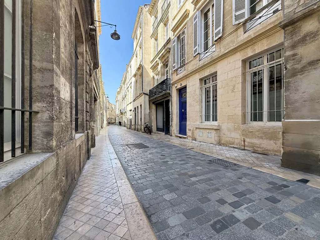 8-Rue Arnaud Miqueu-T2-Bordeaux St Pierre_8_11zon