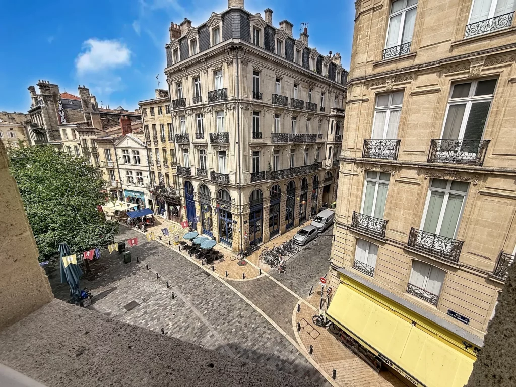place sainte colombe à bordeaux