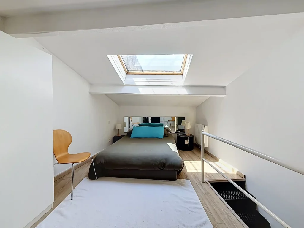 6-Chambre-T2 duplex-Bordeaux_6_11zon_6_11zon