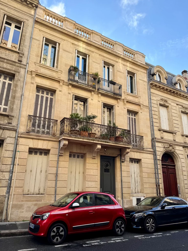 façade de l'immeuble bordeaux