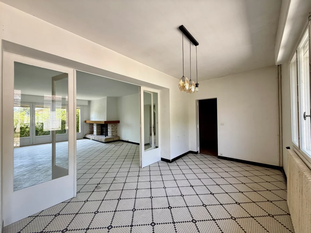 5-Entrée-Maison 5 pièces-33380 MIOS_6