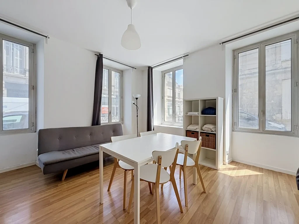 salle à manger studio bordeaux chartrons