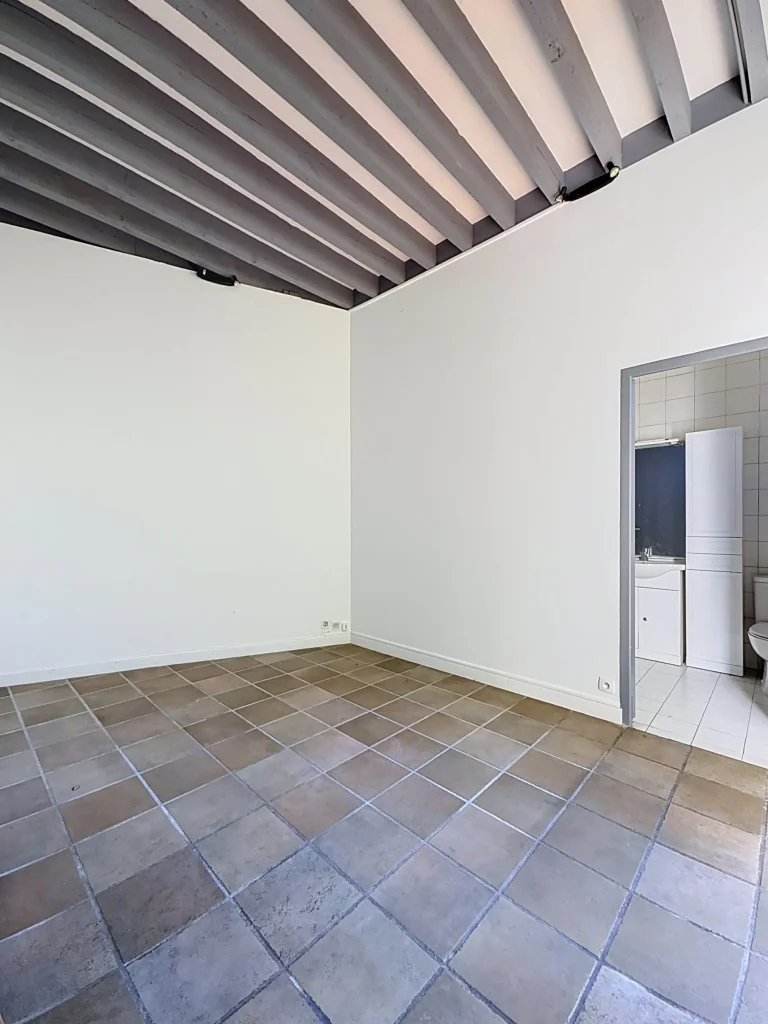 21-Dependance-chambre-salle-d-eau-Maison-Bordeaux-Saint-Augustin