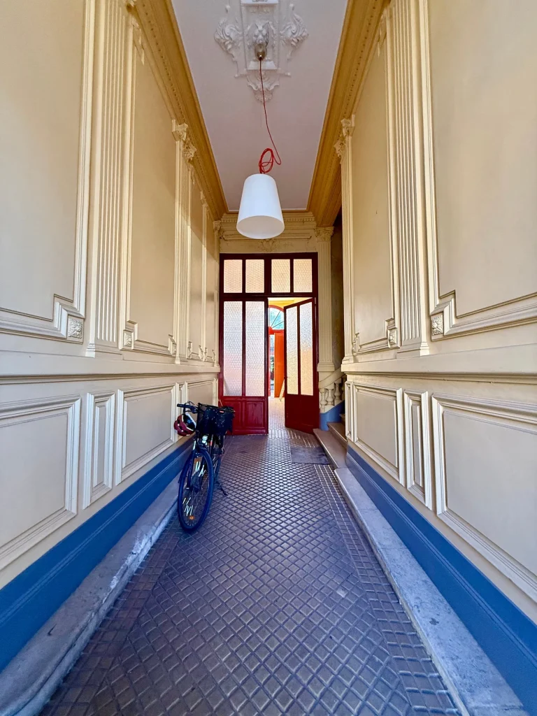 5-Porche-traversant-Maison-Bordeaux-Saint-Augustin